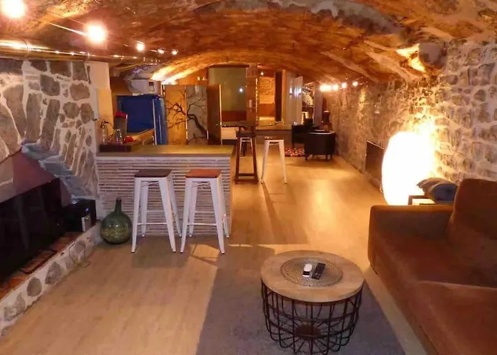 Suite Sant Sebastia Con Jacuzzi, Sauna Y Jardin