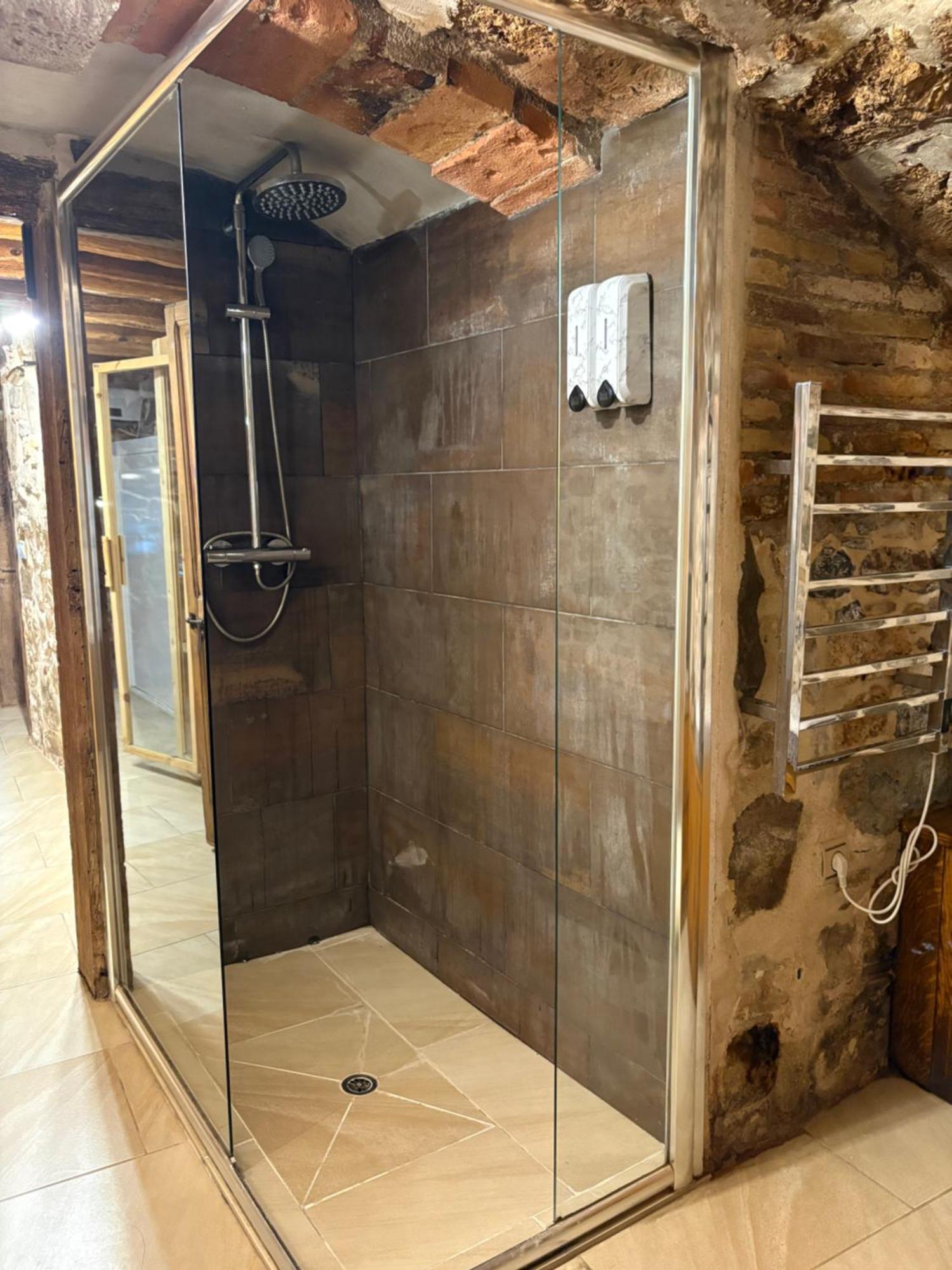 Sant Sebastia Con Jacuzzi, Sauna Y Jardin