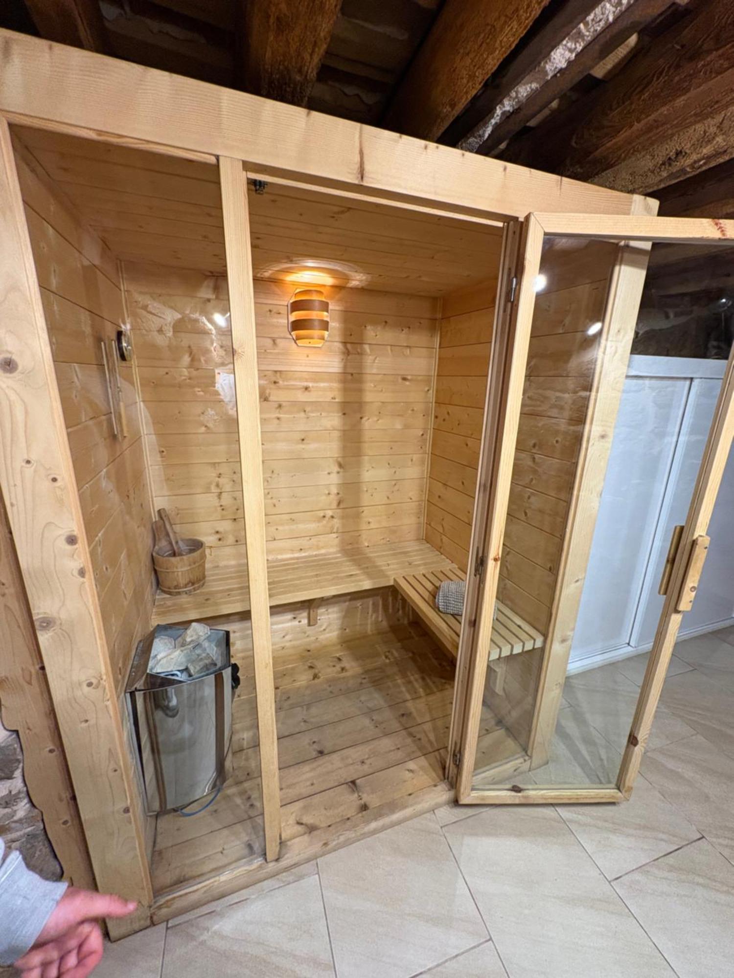 Sant Sebastia Con Jacuzzi, Sauna Y Jardin Moia