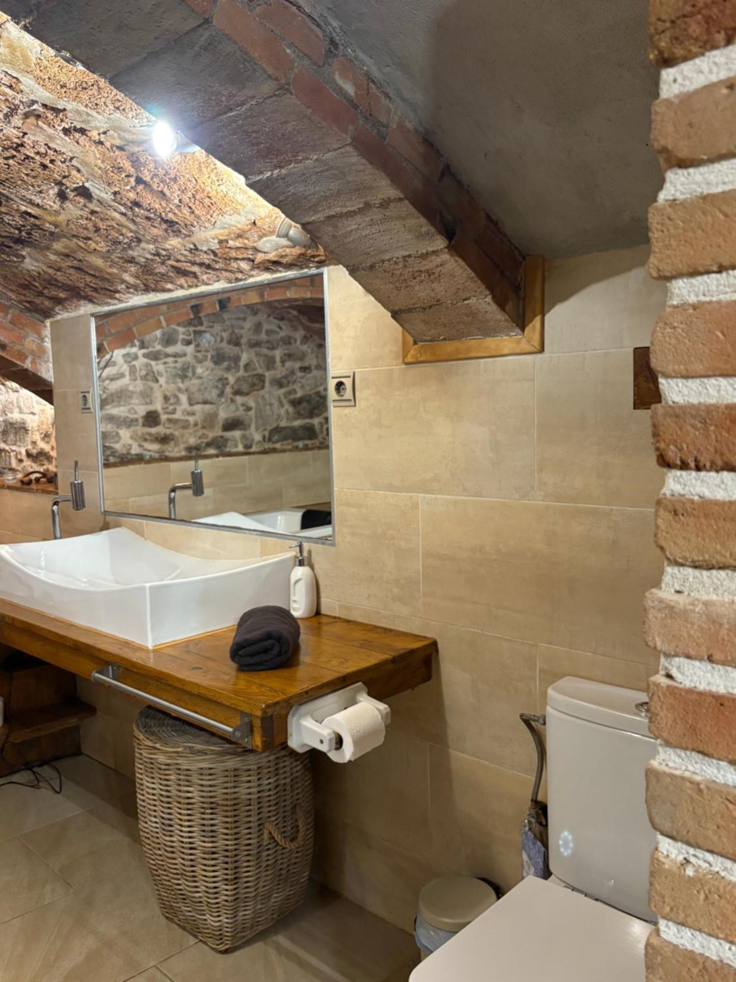 Sant Sebastia Con Jacuzzi, Sauna Y Jardin * Moia