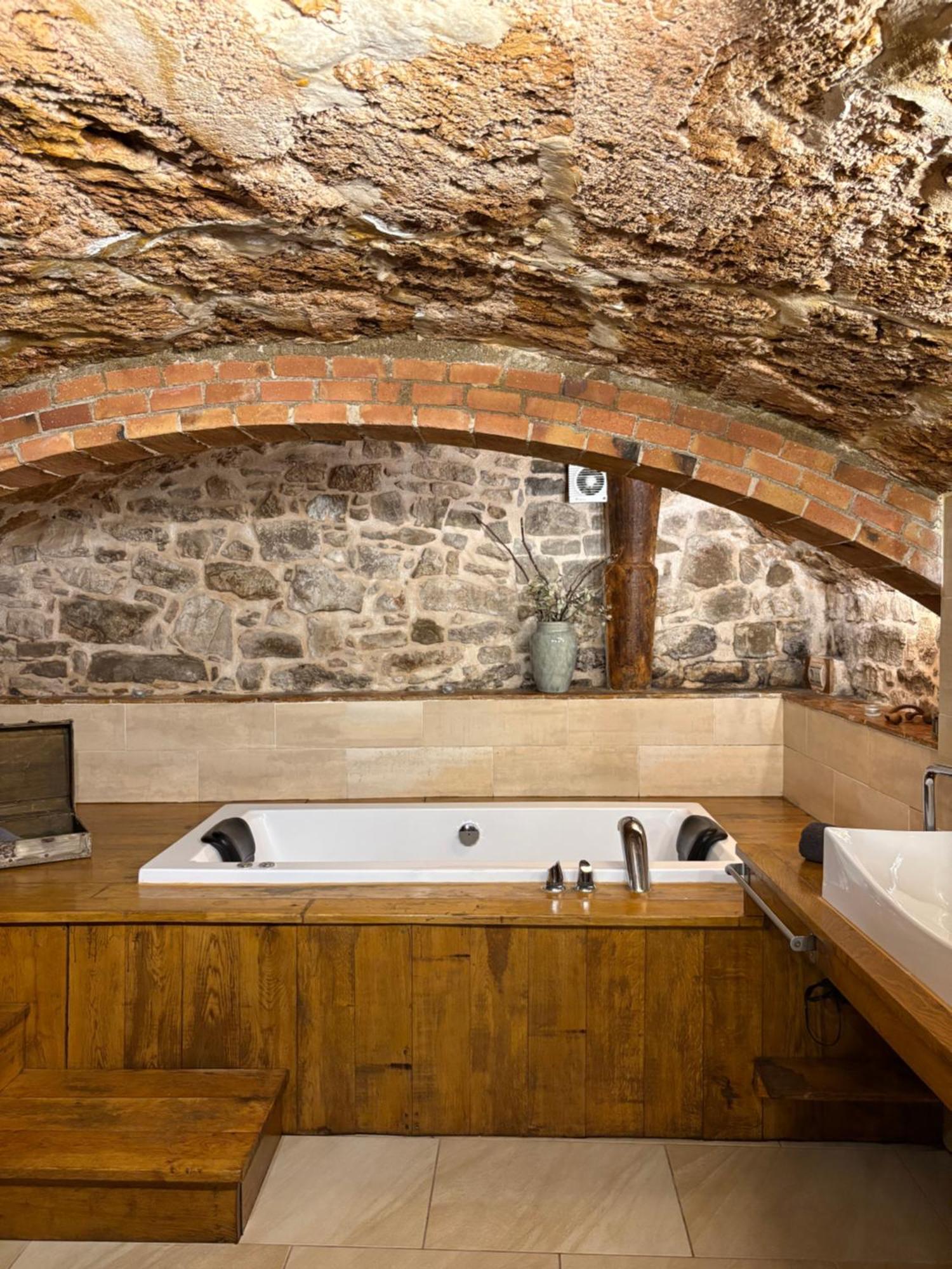 Sant Sebastia Con Jacuzzi, Sauna Y Jardin Apartment